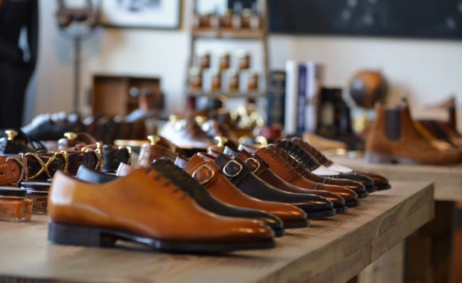 chọn giày tây nam hợp trang phục